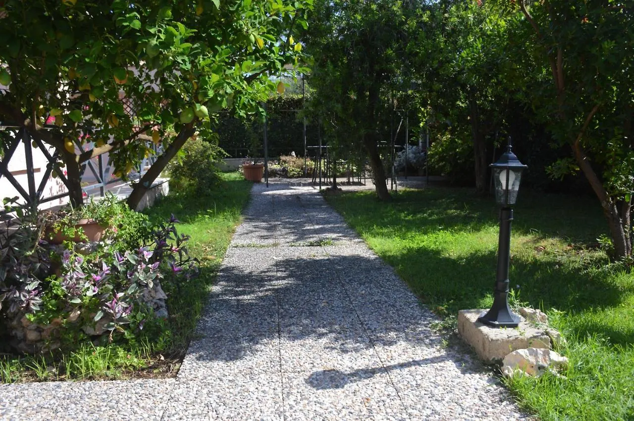 Guest house L'Oasi Delle Vigne Hotel Rome