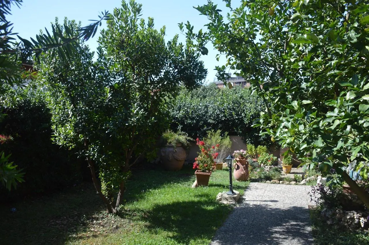 L'Oasi Delle Vigne Hotel Rome 0*,